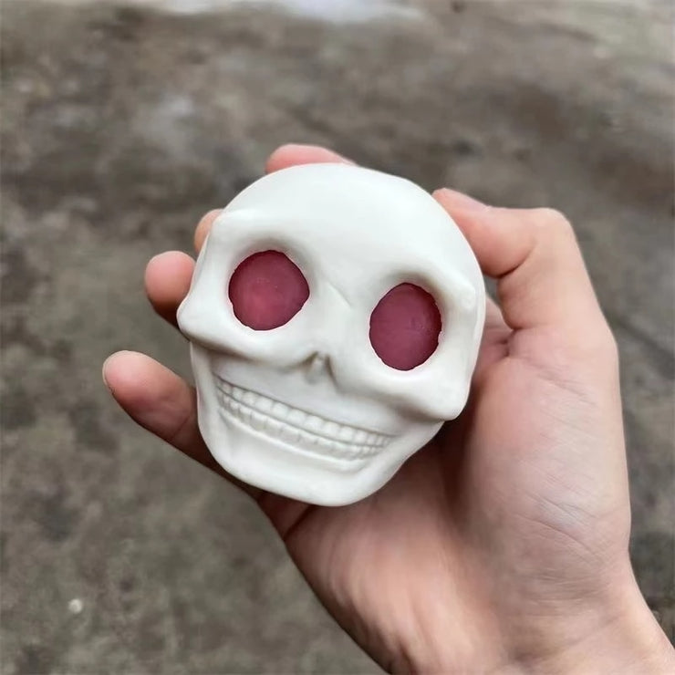 Gothic Pinch Skull