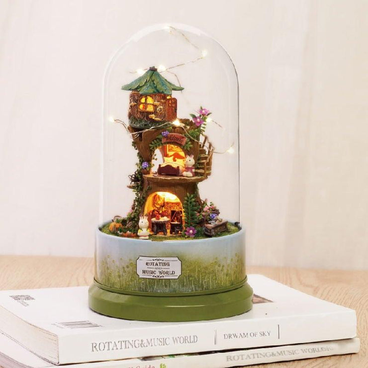Holiday Miniatures - HOW DO I BUY THIS Tree house